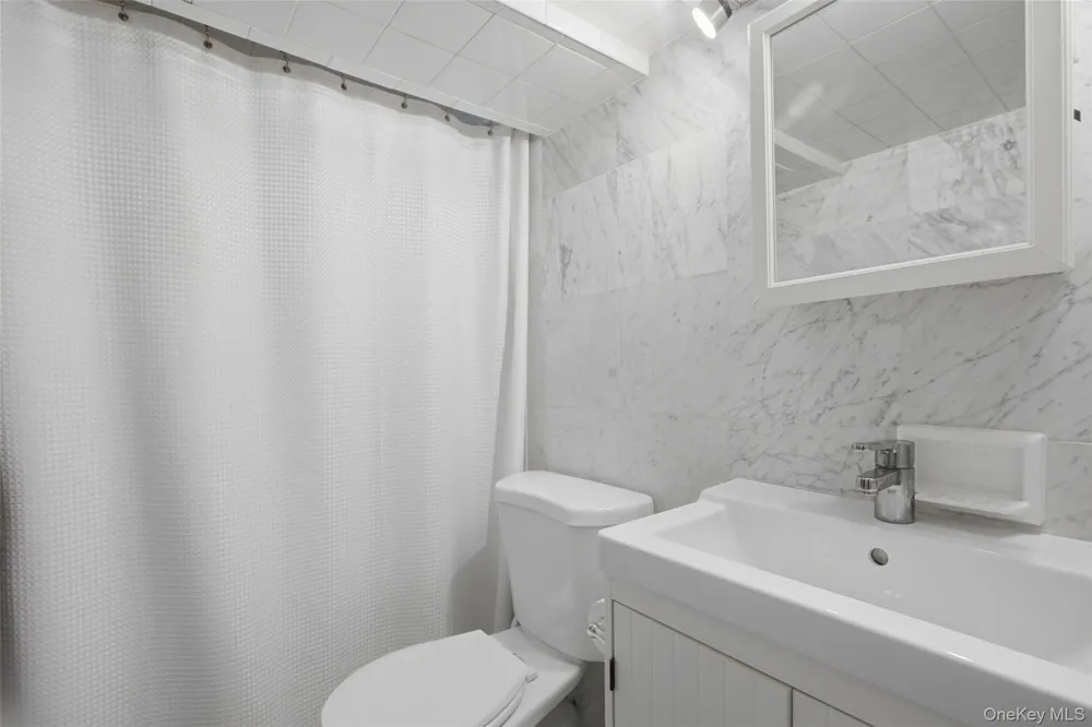 9437 133rd Avenue Ozone Park, NY 11417