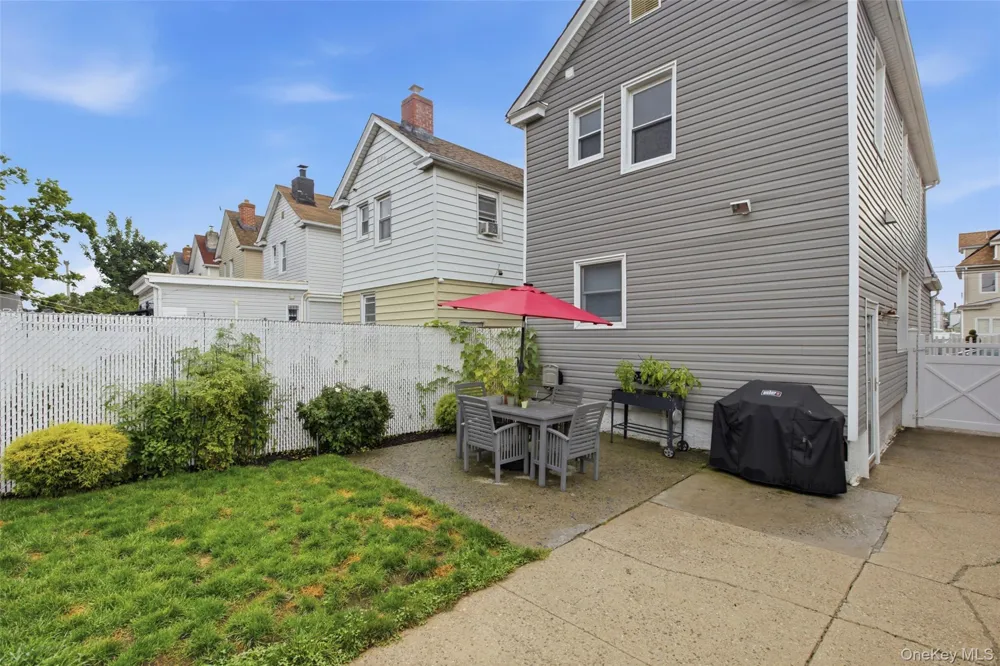 9437 133rd Avenue Ozone Park, NY 11417