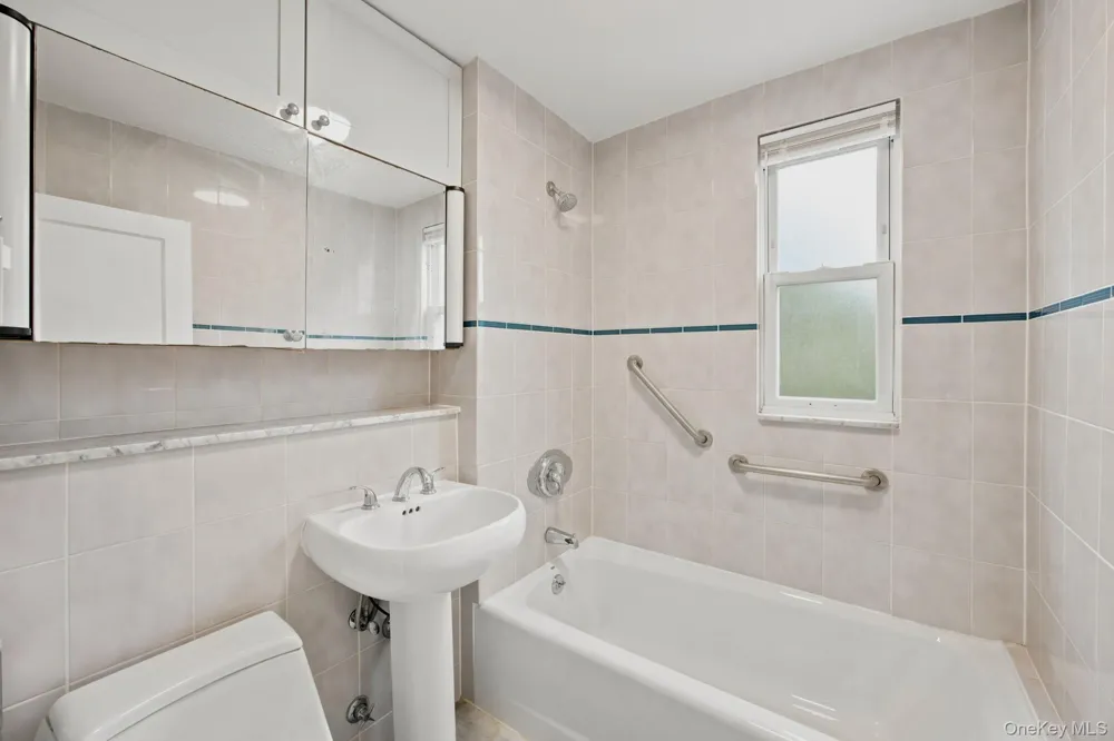 39-27 49th Street Sunnyside, NY 11104