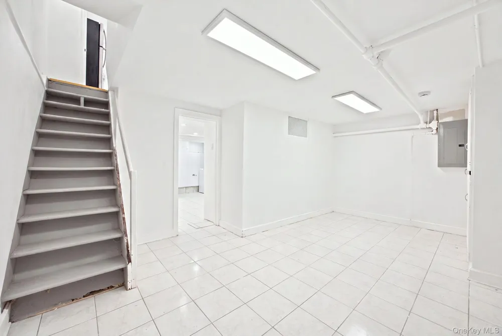 39-27 49th Street Sunnyside, NY 11104