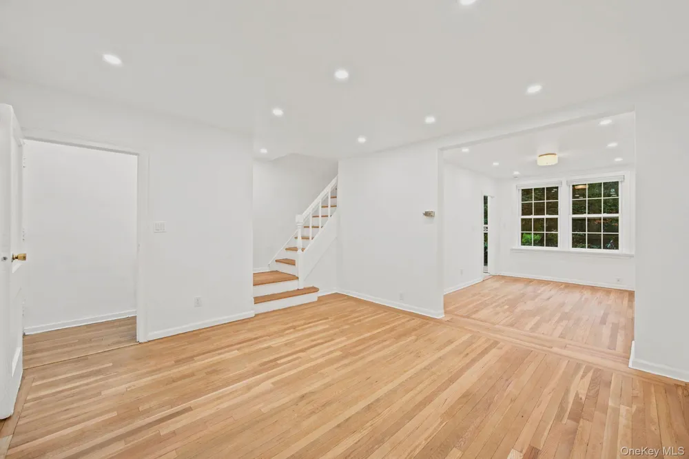 39-27 49th Street Sunnyside, NY 11104