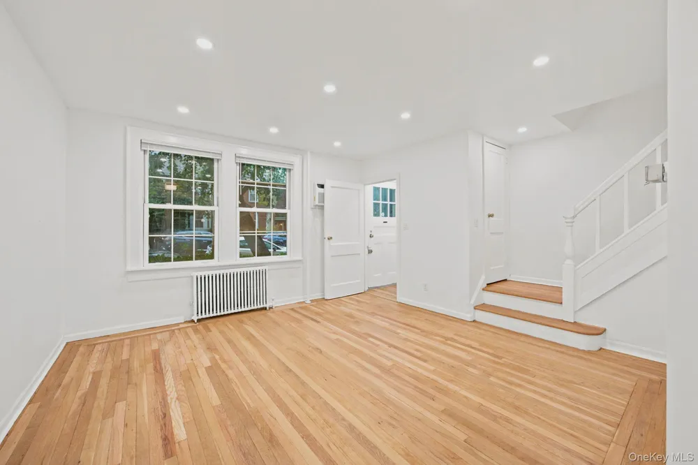 39-27 49th Street Sunnyside, NY 11104