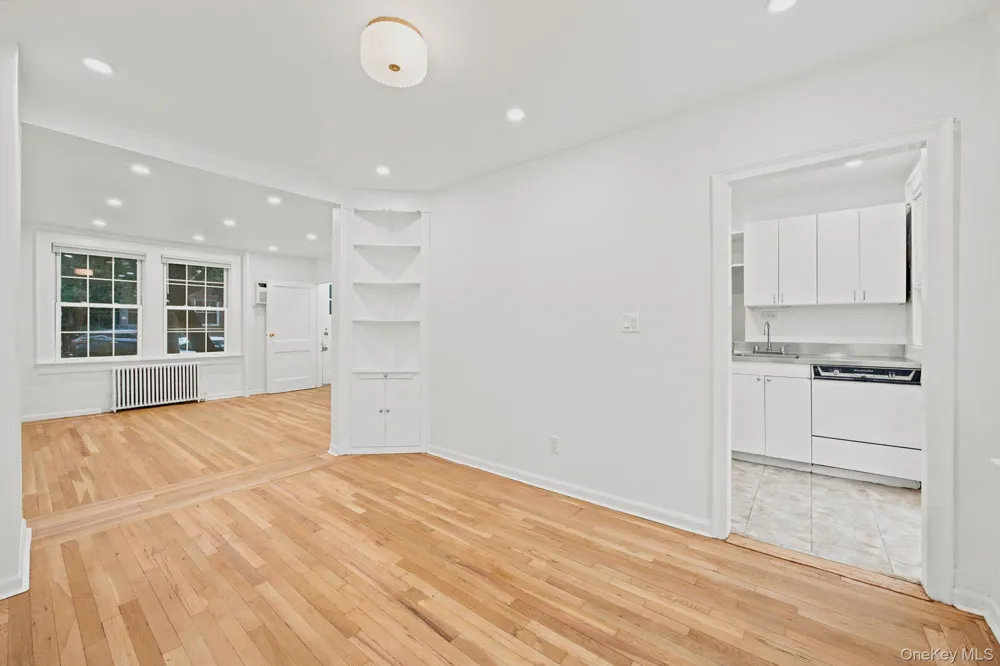 39-27 49th Street Sunnyside, NY 11104