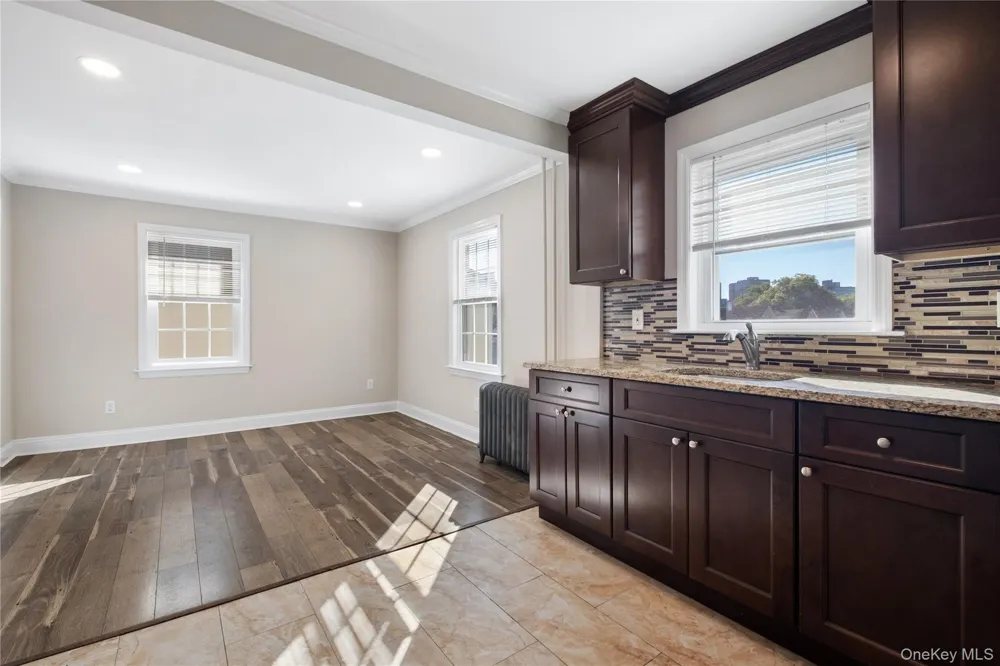 44 Robertson Avenue White Plains, NY 10606