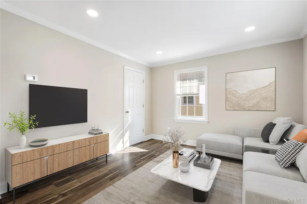 44 Robertson Avenue White Plains, NY 10606