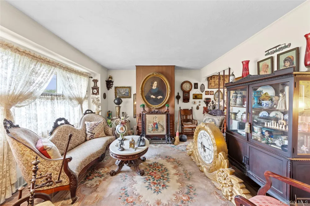 822 Peninsula Boulevard Woodmere, NY 11598