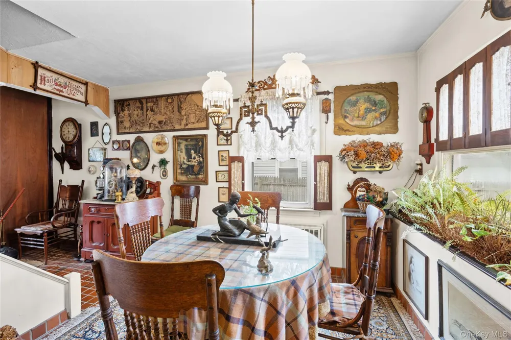 822 Peninsula Boulevard Woodmere, NY 11598