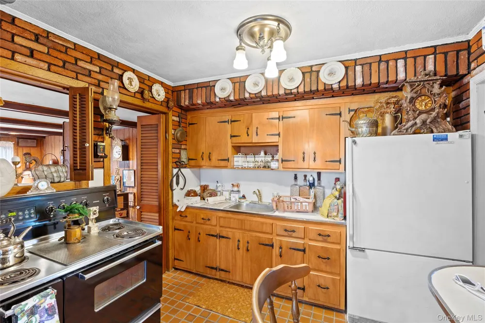 822 Peninsula Boulevard Woodmere, NY 11598
