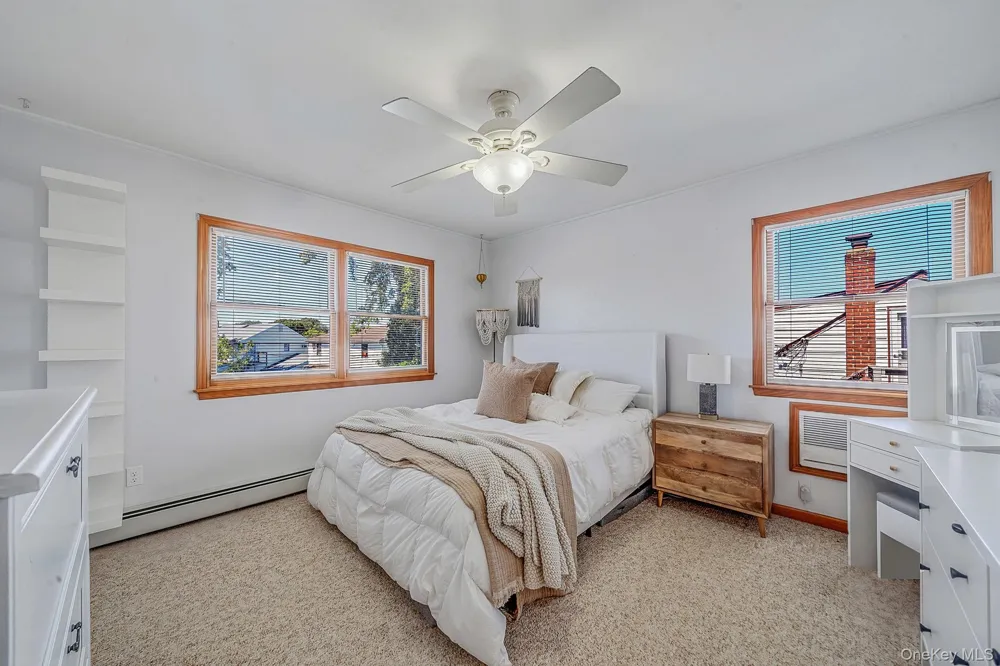 16 Salem Road Hicksville, NY 11801
