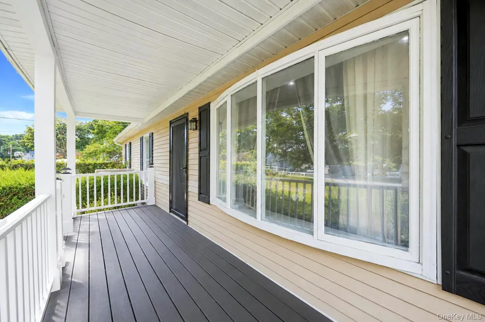 13 Adobe Drive Shirley, NY 11967