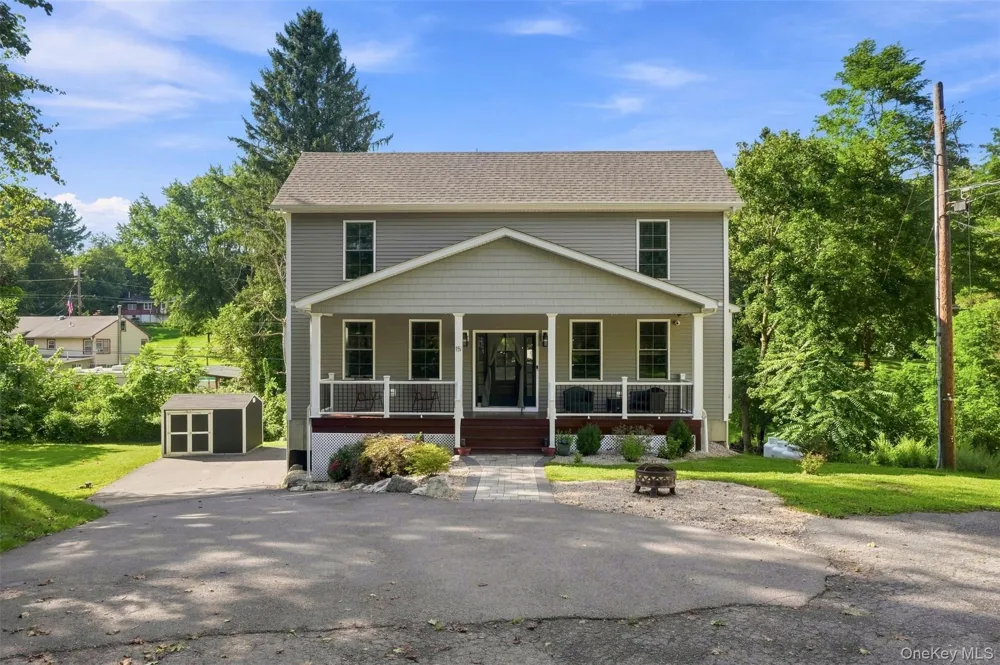 15 Rock Cut Lane Pleasant Valley, NY 12569