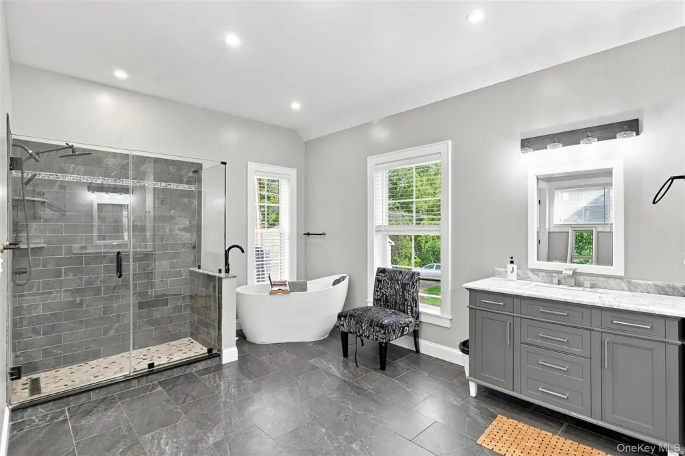 15 Rock Cut Lane Pleasant Valley, NY 12569