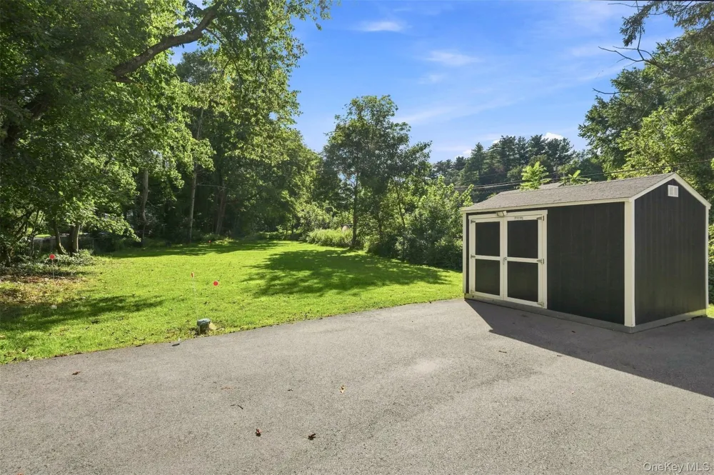 15 Rock Cut Lane Pleasant Valley, NY 12569
