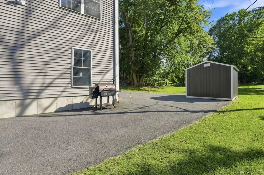 15 Rock Cut Lane Pleasant Valley, NY 12569