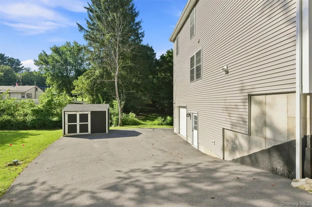 15 Rock Cut Lane Pleasant Valley, NY 12569