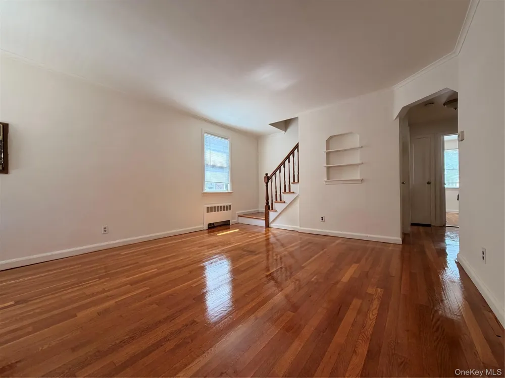 82-26 258th Street Glen Oaks, NY 11004