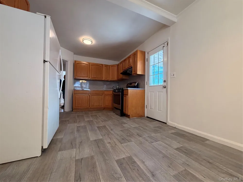 82-26 258th Street Glen Oaks, NY 11004