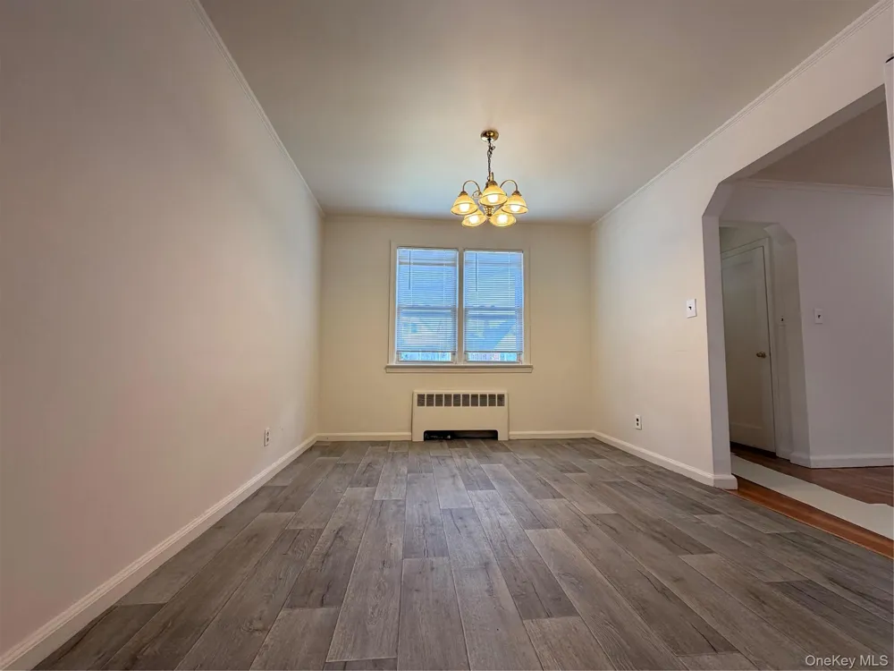 82-26 258th Street Glen Oaks, NY 11004