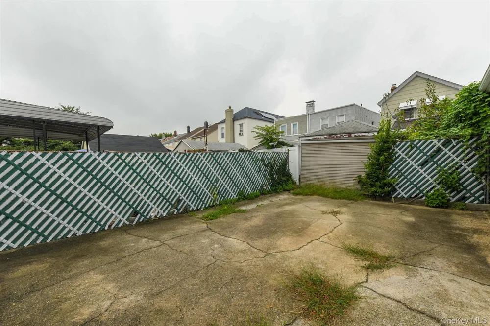 85-11 Sutter Avenue Ozone Park, NY 11417