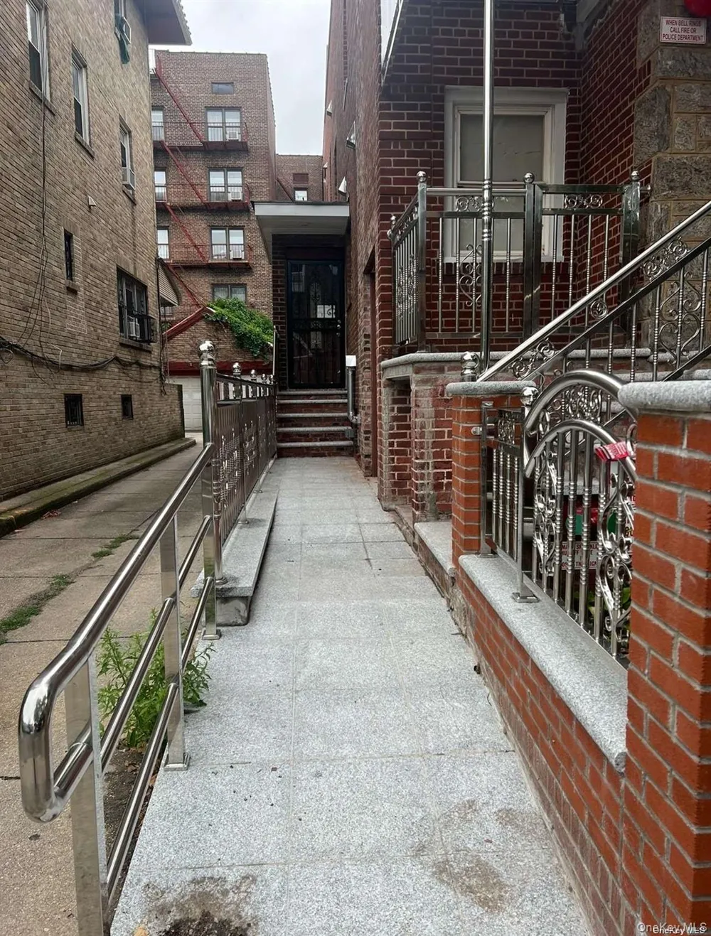 34-26 75th Street #2R Flushing, NY 11372