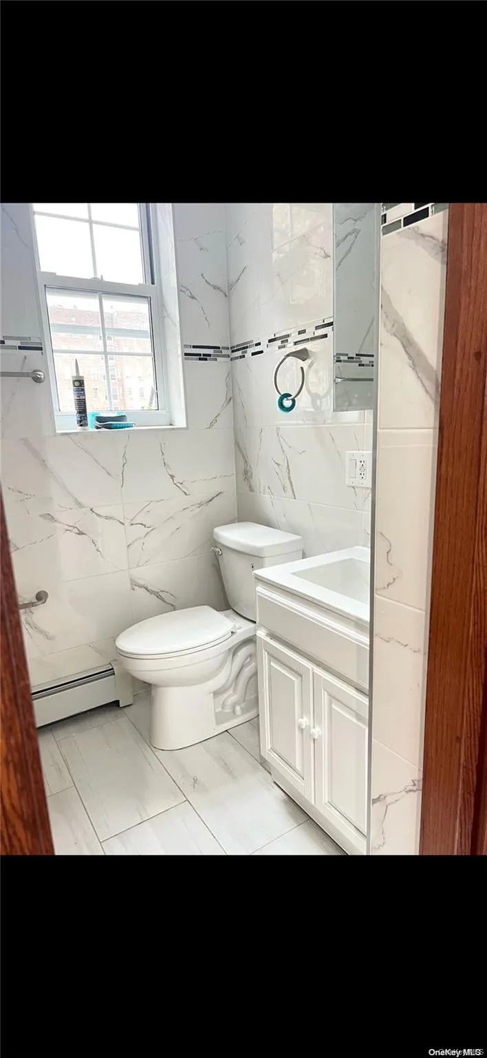 34-26 75th Street #2R Flushing, NY 11372