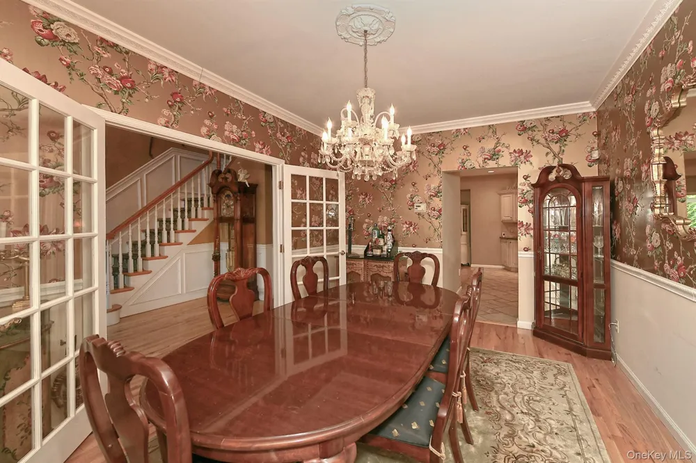 7 Ona Avenue Dix Hills, NY 11746