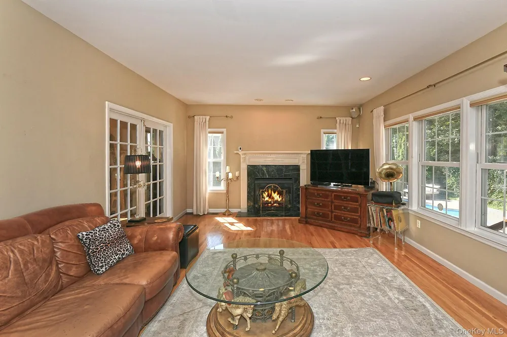 7 Ona Avenue Dix Hills, NY 11746