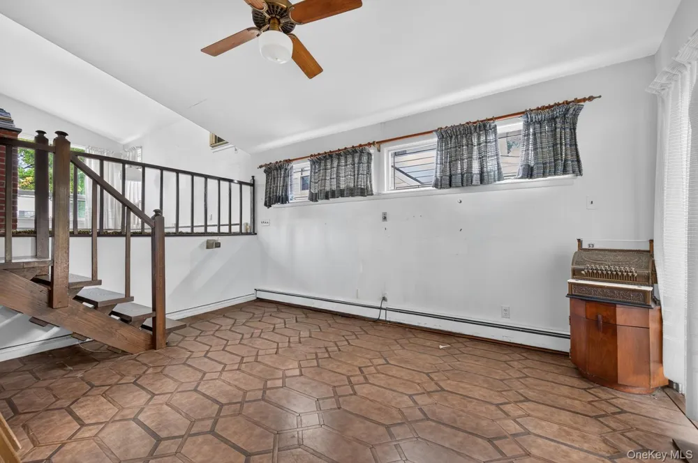 85-22 213th Street Hollis Hills, NY 11427