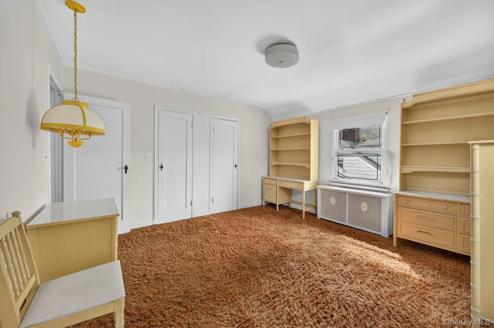 85-22 213th Street Hollis Hills, NY 11427