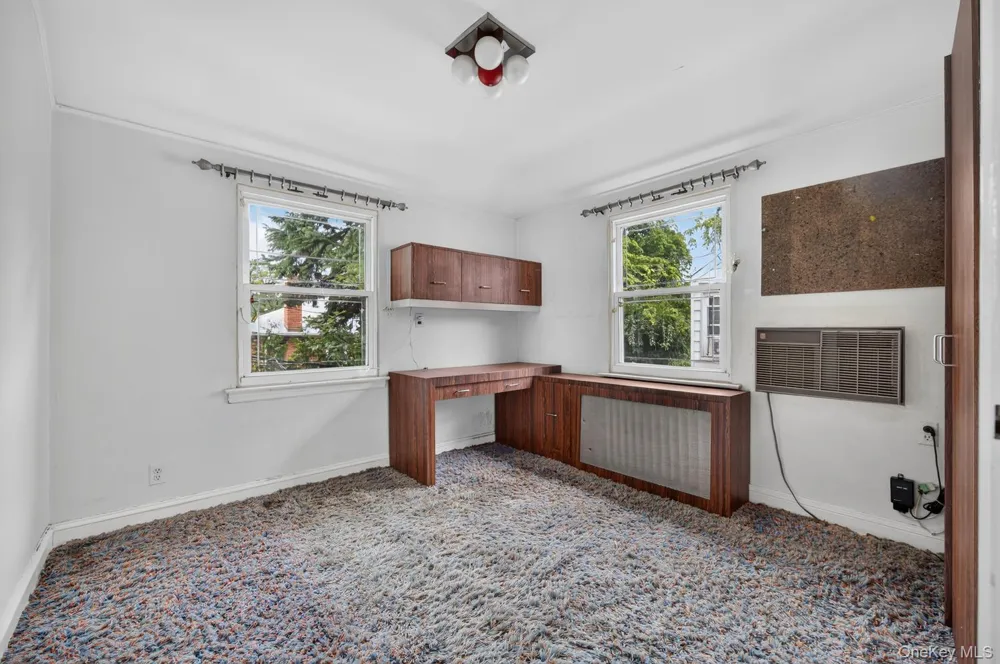 85-22 213th Street Hollis Hills, NY 11427