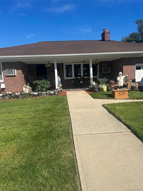 50 Willow Lane