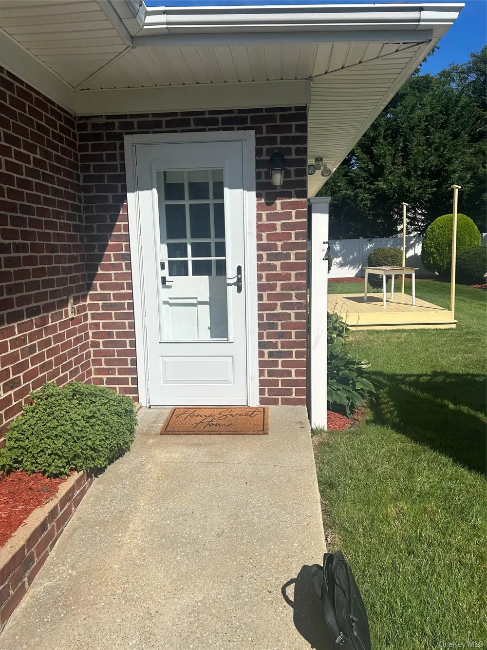 50 Willow Lane Lindenhurst, NY 11757