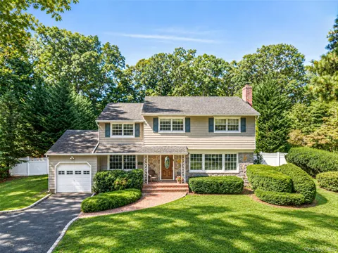 16 Dogwood Drive