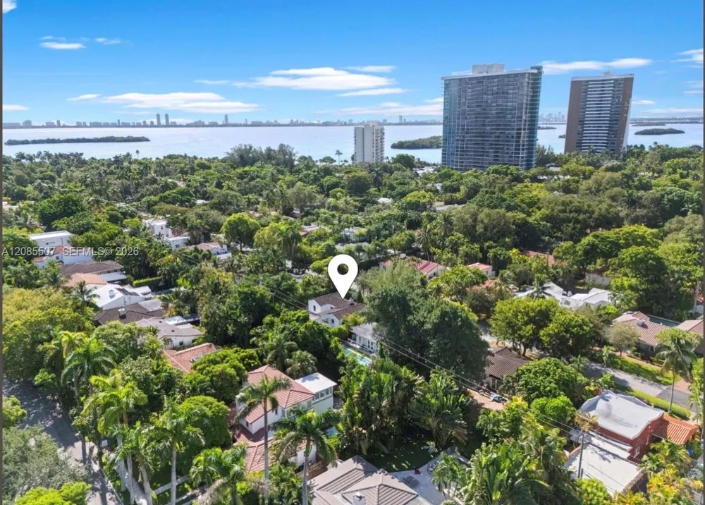 735 NE 72nd St Miami, FL 33138
