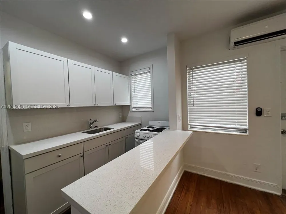 1557 Euclid Ave #6 Miami Beach, FL 33139