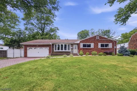 198 Cornell Ave