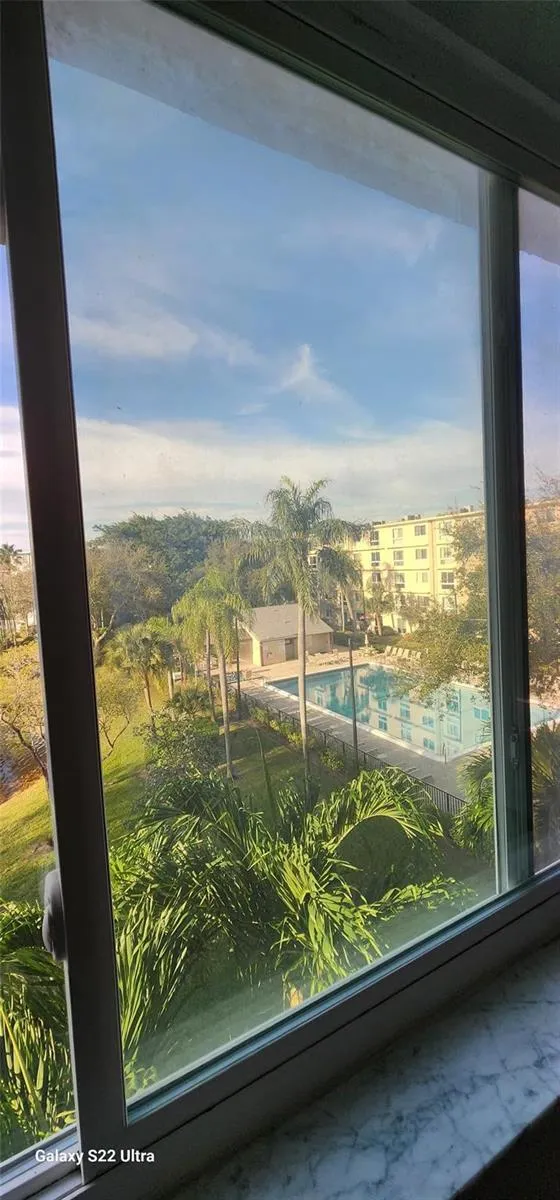 2104 S Cypress Bend Drive #406 Pompano Beach, FL 33069