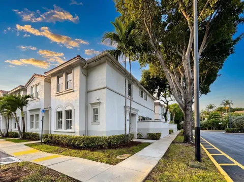 15503 SW 40TH STREET #15503