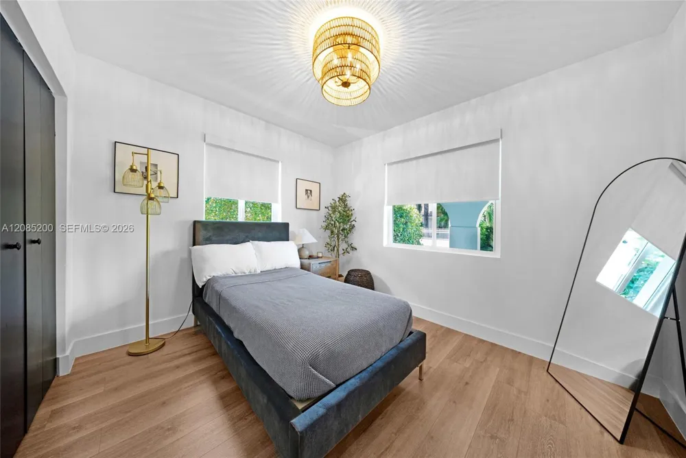 817 Tangier St Coral Gables, FL 33134