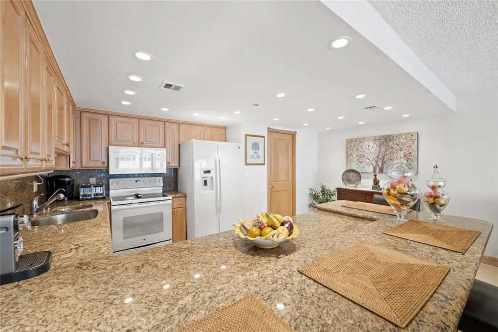4020 Galt Ocean Drive #808 Fort Lauderdale, FL 33308