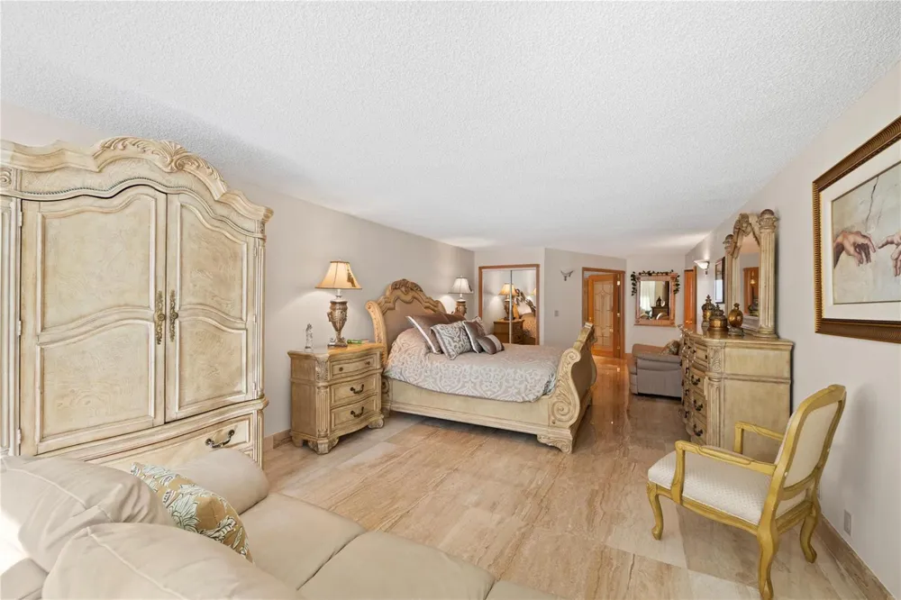 4020 Galt Ocean Drive #808 Fort Lauderdale, FL 33308