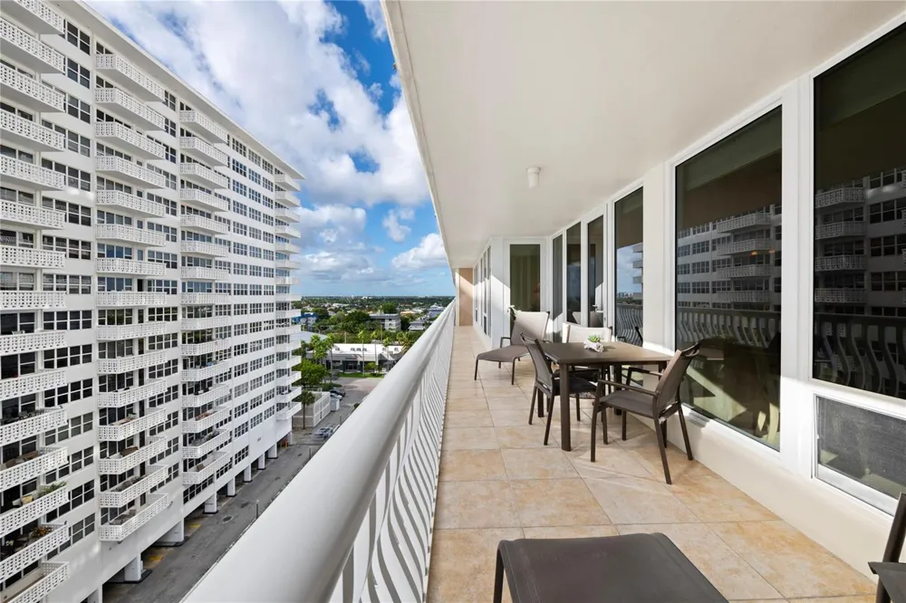 4020 Galt Ocean Drive #808 Fort Lauderdale, FL 33308