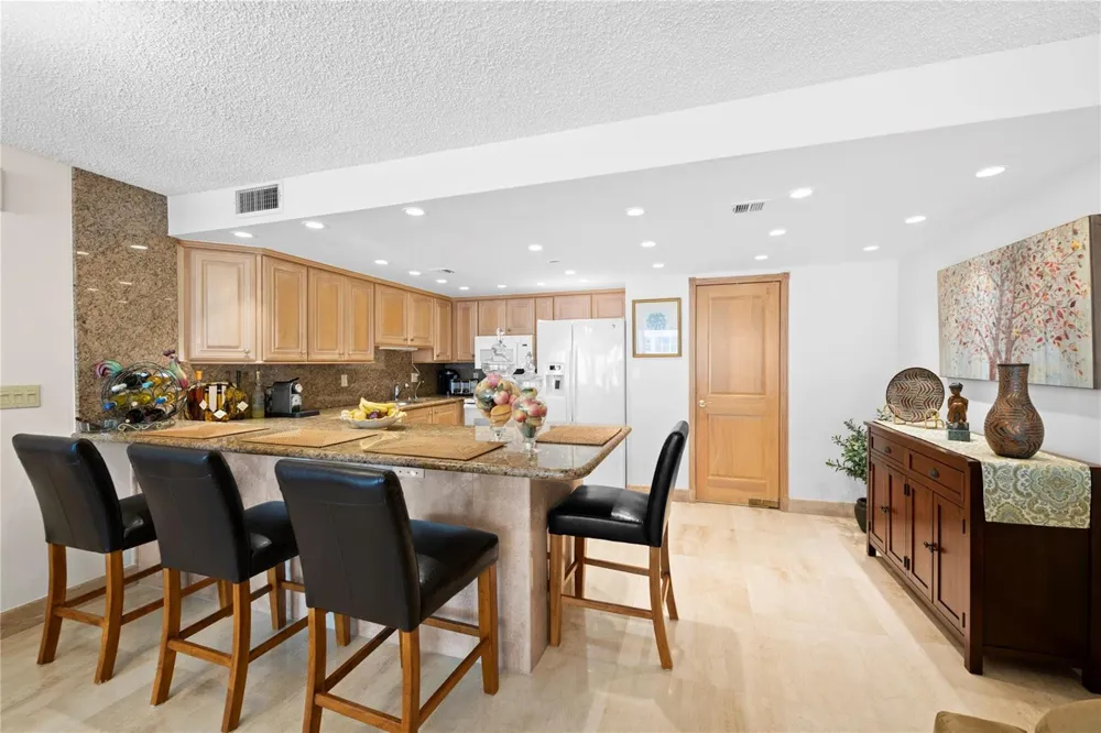 4020 Galt Ocean Drive #808 Fort Lauderdale, FL 33308