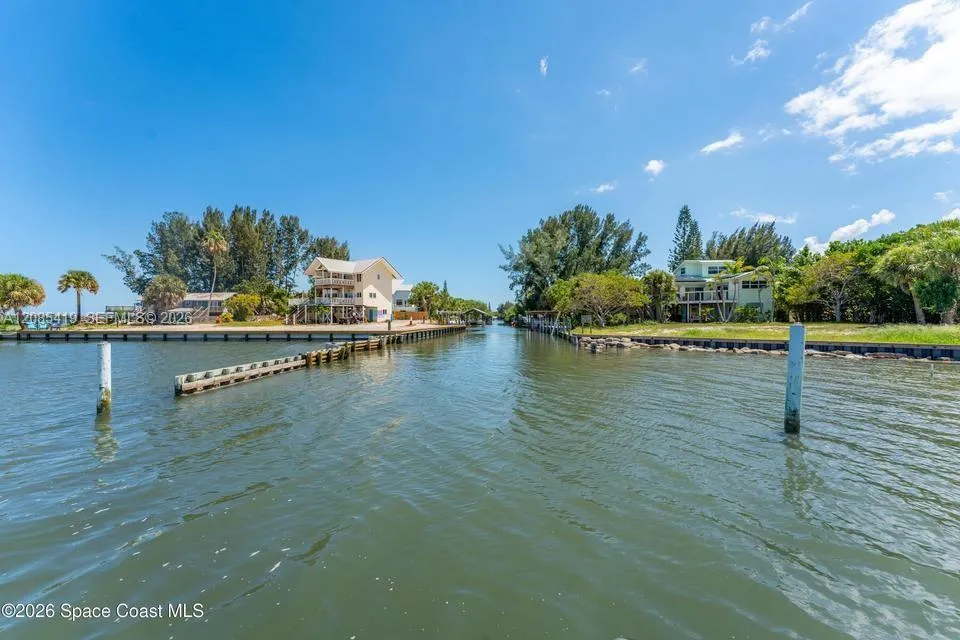 47 VIP ISLAND UNIT B Grant Valkaria, FL 32949