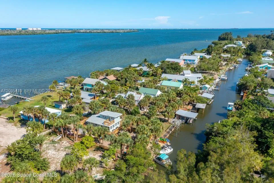 47 VIP ISLAND UNIT B Grant Valkaria, FL 32949