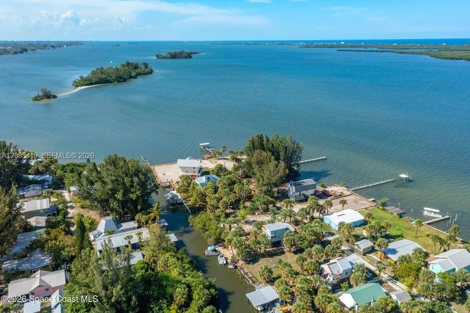 47 VIP ISLAND UNIT B Grant Valkaria, FL 32949