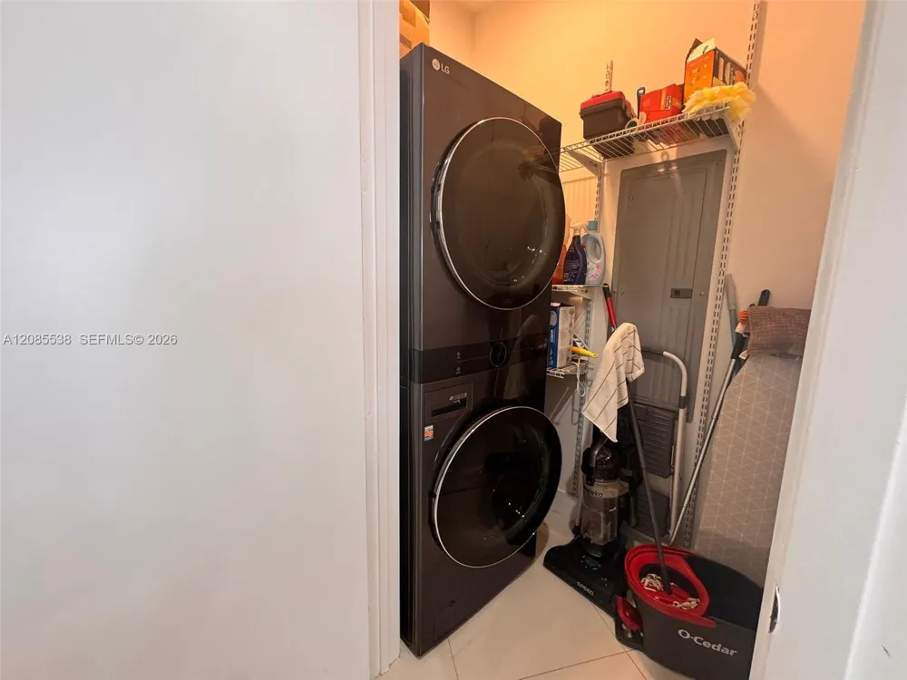 15901 Collins Ave #3403 Sunny Isles Beach, FL 33160