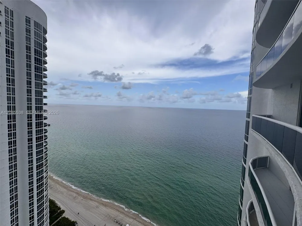 15901 Collins Ave #3403 Sunny Isles Beach, FL 33160