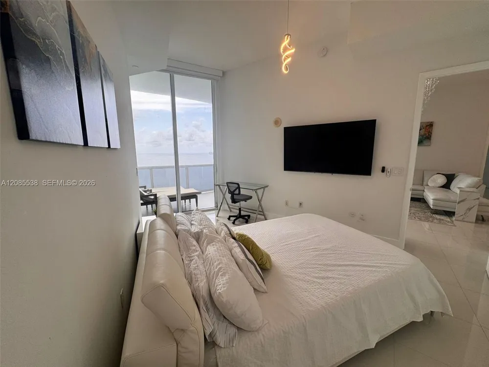 15901 Collins Ave #3403 Sunny Isles Beach, FL 33160
