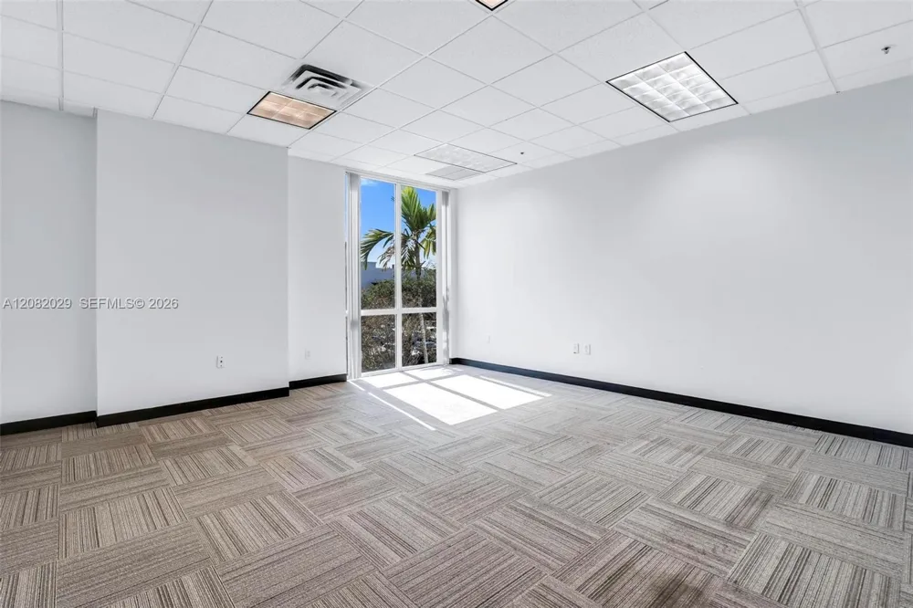 2010 NW 150th Ave #209 Pembroke Pines, FL 33028